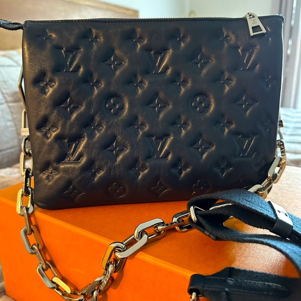LV bage